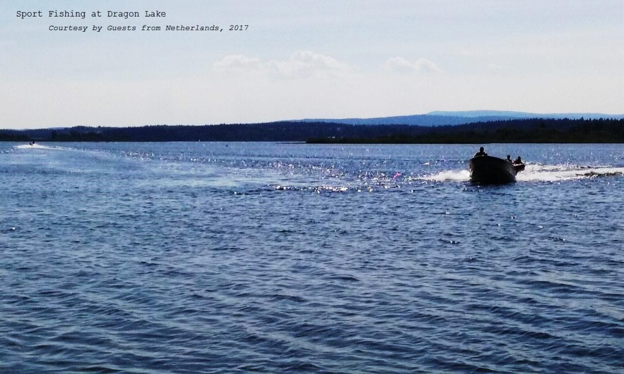 Caravan Inn Quesnel Zewnętrze zdjęcie